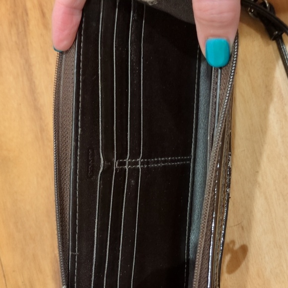 Coach Brown Classic signature Monogram wallet Wristlet CALLOUTS - Picture 7 of 15